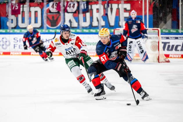 18.09.2026 - Eishockey - Saison 2026 2027 - Penny DEL - Nürnberg Ice Tigers Icetigers - Augsburger Panther Augsburg - ThHa - xthxhax - DJ Busdeker (14, Augsburger Panther, AEV ) Owen Headrick (47, Nürnberg Ice Tigers, NIT )