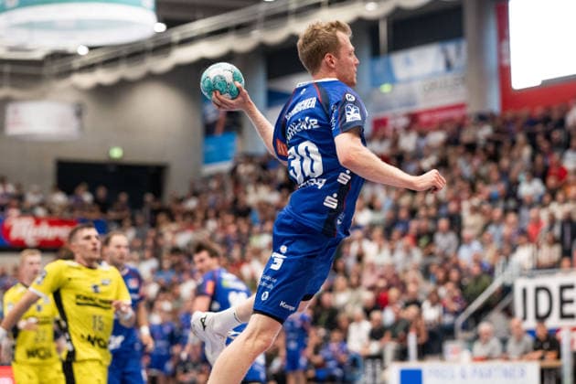 Florian Bernhard (HBW Balingen Weilstetten, 30), Wurf, HBW Balingen Weilstetten vs. TVB Stuttgart, GER, Opel 1. Handball Bundesliga, Meisterschaft, Spieltag 5, Saison 2026 2027, 18.09.2026, Eibner-Pressefoto Andreas Ulmer HBW Balingen Weilstetten vs. TVB Stuttgart, GER, Opel 1. Handball Bundesliga, Meisterschaft, Spieltag 5, Saison 2026 2027, 18.09.2026, Balingen Copyright: xEibner-Pressefoto AndreasxUlmerx EP_AUR