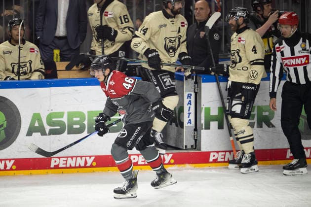 PENNY DEL 1; Kölner Haie - Grizzly Wolfsburg; Köln, 18.09.2026 Kevin Niedenz (Kölner Haie, Sturm, 46); PENNY DEL 1; Kölner Haie - Grizzly Wolfsburg am 18.09.2026 in der KA2 in Köln (Deutschland). Copyright: xBEAUTIFULxSPORTS AndreasxDickx