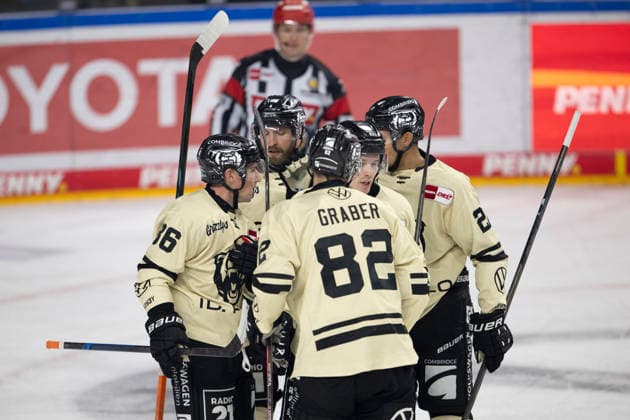 PENNY DEL 1; Kölner Haie - Grizzly Wolfsburg; Köln, 18.09.2026 Will Graber (Grizzly Wolfsburg, Sturm, 82); Tyler Morley (Grizzly Wolfsburg, Sturm, 86); PENNY DEL 1; Kölner Haie - Grizzly Wolfsburg am 18.09.2026 in der KA2 in Köln (Deutschland). Copyright: xBEAUTIFULxSPORTS AndreasxDickx