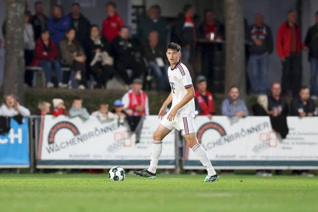 18.09.2026, Herren, Fussball, Saison 2026 2027, Regionalliga Bayern, 10. Spieltag: TSV Aubstadt - FC Bayern Muenchen II Filip PaviÄ‡ ( 4, FC Bayern München II) Sulzfeld Schulstadion Aubstadt (NGN Arena) Bayern Deutschland