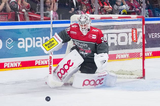 Eishockey Penny-DEL 1.Spieltag Kölner Haie - Grizzlys Wolfsburg am 18.09.2026 in der Lanxess Arena in Köln Janne Juvonen ( Köln ) Gemäß den Vorgaben der DEL Deutsche Eishockey Liga ist die Publikation und Weiterverwertung der Aufnahmen in elektronischen Medien und Endgeräten aller Art während des laufenden Spiels nicht zulässig.