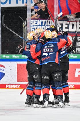 Penny DEL; Nürnberg Ice Tigers - Augsburger Panther, 18.09.2026 NUREMBERG, GERMANY; 18. SEPTEMBER: Jubel der Hausherren nach dem Treffer zum 1-1 durch Noah SAMANSKI (Nürnberg Ice Tigers 8) Tor Torschuetze Freude Happy während dem Match der Penny DEL zwischen den Nürnberg Ice Tigers und den Augsburger Panthern am 1. Spieltag im der PSD Bank Nürnberg Arena Copyright: xBEAUTIFULxSPORTS Goldbergx