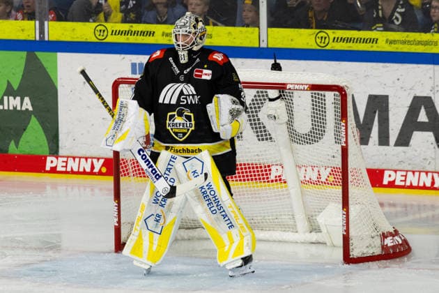 Krefeld, Deutschland 18. September 2026: PENNY DEL - 2026 2027 - Sp. 1 - Krefeld Pinguine gegen Fischtown Pinguins Bremerhaven Im Bild: Torhüter Felix Bick (Krefeld) YAYLA ARENA Nordrhein Westfalen Copyright: xFotostandx xGoertzx