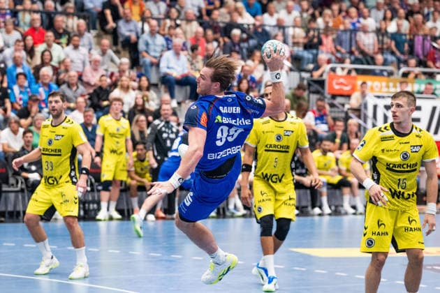 Stefan Bauer, (HBW Balingen Weilstetten, 99) , Wurf, HBW Balingen Weilstetten vs. TVB Stuttgart, GER, Opel 1. Handball Bundesliga, Meisterschaft, Spieltag 5, Saison 2026 2027, 18.09.2026, Eibner-Pressefoto Andreas Ulmer HBW Balingen Weilstetten vs. TVB Stuttgart, GER, Opel 1. Handball Bundesliga, Meisterschaft, Spieltag 5, Saison 2026 2027, 18.09.2026, Balingen Copyright: xEibner-Pressefoto AndreasxUlmerx EP_AUR