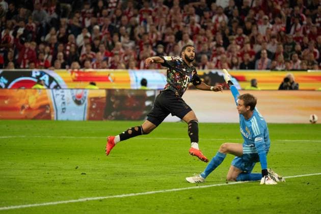 18.09.2026: Fußball: FC Bayern München - Union Berlin, 4. Spieltag der 1. Bundesliga in der Allianz Arena in München Torschuss Ismael Saibari (FC Bayern Munchen, 34) zum 5:0 WICHTIGER HINWEIS: Gemäß den Vorgaben der DFL und des DFB ist es untersagt, in dem Stadion und oder vom Spiel angefertigte Fotoaufnahmen in Form von Sequenzbildern und oder videoähnlichen Fotostrecken zu verwerten bzw. verwerten zu lassen. Copyright: xJamesxZabelx