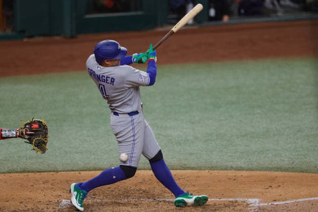 September 18, 2026, Arlington, Texas, USA: Toronto Blue Jays designated hitter GEORGE SPRINGER (4) fouls a ball off of his leg in a baseball game, Friday, September 18, 2026, in Arlington, Texas. Arlington USA - ZUMAa325 20260918_zsa_a325_002 Copyright: xDavidxBalleringxIix