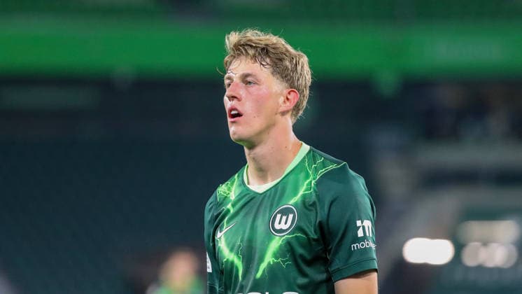 VfL vs. Darmstadt, 2. BL Wolfsburg, 18.09.2026, Fußball, Herren, 2. BL, Saison 2026 2027, VfL Wolfsburg vs. SV Darmstadt 98: Alexander Bernhardsson (VfL Wolfsburg) (DFL DFB REGULATIONS PROHIBIT ANY USE OF PHOTOGRAPHS as IMAGE SEQUENCES and or QUASI-VIDEO) Volkswagen Arena Niedersachsen Deutschland