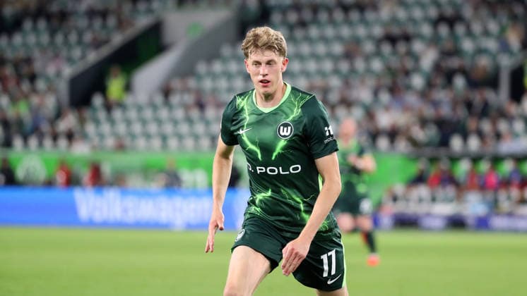 VfL vs. Darmstadt, 2. BL Wolfsburg, 18.09.2026, Fußball, Herren, 2. BL, Saison 2026 2027, VfL Wolfsburg vs. SV Darmstadt 98: Alexander Bernhardsson (VfL Wolfsburg) (DFL DFB REGULATIONS PROHIBIT ANY USE OF PHOTOGRAPHS as IMAGE SEQUENCES and or QUASI-VIDEO) Volkswagen Arena Niedersachsen Deutschland