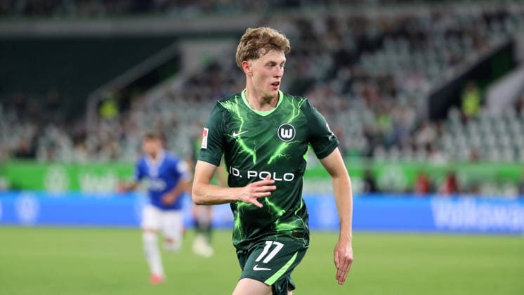 VfL vs. Darmstadt, 2. BL Wolfsburg, 18.09.2026, Fußball, Herren, 2. BL, Saison 2026 2027, VfL Wolfsburg vs. SV Darmstadt 98: Alexander Bernhardsson (VfL Wolfsburg) (DFL DFB REGULATIONS PROHIBIT ANY USE OF PHOTOGRAPHS as IMAGE SEQUENCES and or QUASI-VIDEO) Volkswagen Arena Niedersachsen Deutschland