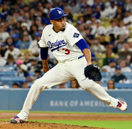 Los Angeles Dodgers closing pitcher Edwin Diaz winds up to deliver in the ninth inning agains the San Francisco Giants at Dodger Stadium in Los Angeles on Friday, September 18, 2026. The Dodgers defeated the Giants 8-2. LAP2026091819 JIMxRUYMEN