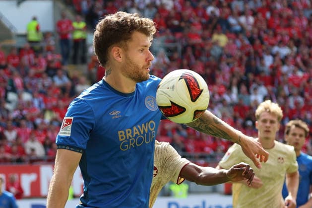 19.09.2026, xrekx, Fussball 2.Bundesliga, 1.FC Kaiserslautern - Eintracht Braunschweig v.l. Kevin Ehlers (Eintracht Braunschweig) (DFL DFB REGULATIONS PROHIBIT ANY USE OF PHOTOGRAPHS as IMAGE SEQUENCES and or QUASI-VIDEO) Kaiserslautern