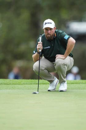 VIRGINIA WATER, ENGLAND - SEPTEMBER 19: Shane Lowry (IRE) lines up a putt on the sixth green during Round 3 at the BMW PGA, Golf Herren Championship at Wentworth Golf Club, Virginia Water on September 19, 2026 in Surrey, England The BMW PGA Championship