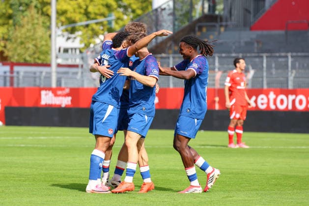 19.09.2026, xusrbx, Fussball Regionalliga Suedwest, FSV Mainz 05 U23 - 1.FC Kaiserslautern II v.l. Nassim el Quarti (1. FC Kaiserslautern II, 33), macht das Tor zum 1:0 in der 18. Spielminute, Mainz