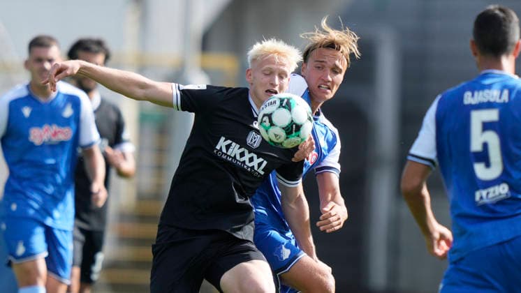 19.09.2026, Dietmar-Hopp-Stadion, Hoffenheim, GER, 3. Liga, 7. Spieltag: TSG 1899 Hoffenheim II vs SV Meppen, Jona Borsum (SV Meppen 4) DFL REGULATIONS PROHIBIT ANY USE OF PHOTOGRAPHS AS IMAGE SEQUENCES AND OR QUASI-VIDEO. Hoffenheim Baden-Württemberg Dietmar-Hopp-Stadion