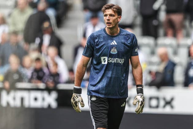Premier League Newcastle Untied v Hull City Newcastle United goalkeeper Nick Pope in the pregame warmup session during the Premier League match Newcastle Untied vs Hull City at St. James s Park, Newcastle, United Kingdom on 19 September 2026 (Photo by Alfie Cosgrove News Images) Newcastle St. James s Park Tyne and Wear United Kingdom Copyright: xAlfiexCosgrove NewsxImagesx