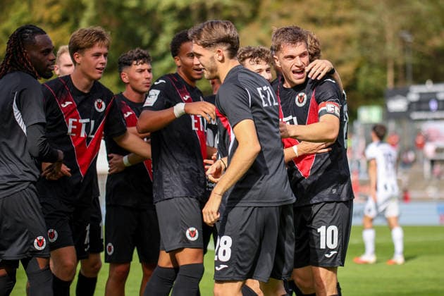 19.09.2026, xsefx, Fußball, FC Viktoria Köln - FC Ingolstadt 04, 3.Liga, Sportpark Höhenberg, 7. Spieltag, Saison 2026 2027: Torjubel nach dem Tor zum 2:0 durch Torschütze David Otto (FC Viktoria Koeln 10) zusammen mit Lucas Wolf (FC Viktoria Koeln 21) DFB regulations prohibit any use of photographs as image sequences and or quasi-video. Nordrhein-Westfalen Deutschland
