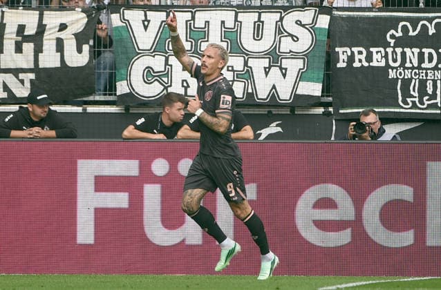 19.09.2026, xhbx, Fussball 1.Bundesliga, Borussia Moenchengladbach - 1.FSV Mainz 05 v.l. Torjubel, Goal celebration, celebrate the goal 1:1 durch Phillip Tietz (FSV Mainz 05) (DFL DFB REGULATIONS PROHIBIT ANY USE OF PHOTOGRAPHS as IMAGE SEQUENCES and or QUASI-VIDEO) Moenchengladbach