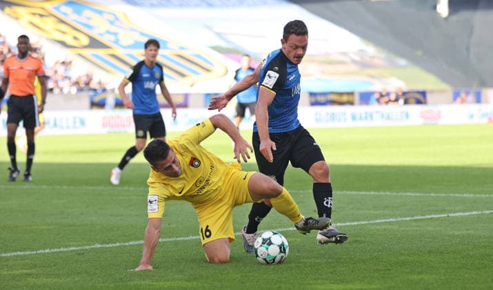 19.09.2026, Fussball, Herren, 3. Liga, Saison 2026 2027, 1. FC Saarbrücken - SG Sonnenhof Großaspach, Marius Kunde (SG Sonnenhof Großaspach) Patrick Sontheimer (1. FC Saarbruecken) Saarbrücken Ludwigsparkstadion Saarland Deutschland Copyright: xFabianxKleerx