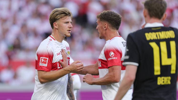 19.09.2026, Deutschland, Stuttgart, Fußball Bundesliga, VfB Stuttgart vs. Borussia Dortmund, Finn Jeltsch (VfB) Grischa Prömel (VfB)