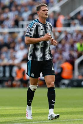 Newcastle United v Hull City, Premier League Sven Botman of Newcastle United during the Newcastle United v Hull City Premier League match at St. James Park, Newcastle Upon Tyne, England on 19 September 2026 Credit: Craig Cowan Every Second Media Editorial use only. All images are copyright Every Second Media Limited. No images may be reproduced without prior permission. All rights reserved. Premier League and Football League images are subject to licensing agreements with Football DataCo Limited. see https: www.football-dataco.com Copyright: xIMAGO EveryxSecondxMediax ESM-2174-0114 CraigxCowanx xEveryxSecondxMediax