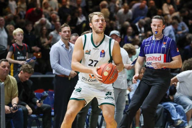 19.09.2026, xgox, Basketball - easyCredit BBL, Basketball Loewen Braunschweig - Gladitors Trier emspor, v.l. Moritz Krimmer (Trier, 27) am Ball, plays the ball Braunschweig