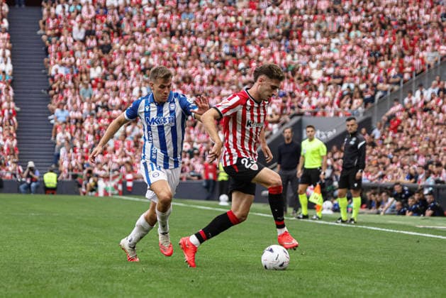 ESP: LaLiga EA Sports Athletic Bilbao v Deportivo Alaves Robert Navarro of Athletic during LaLiga EA Sports between Athletic Bilbao v Deportivo Alaves played at San Mames Stadium in Bilbao, on September 19, 2026 in Spain Spain Futbol Copyright: xAgenciaxLOFx