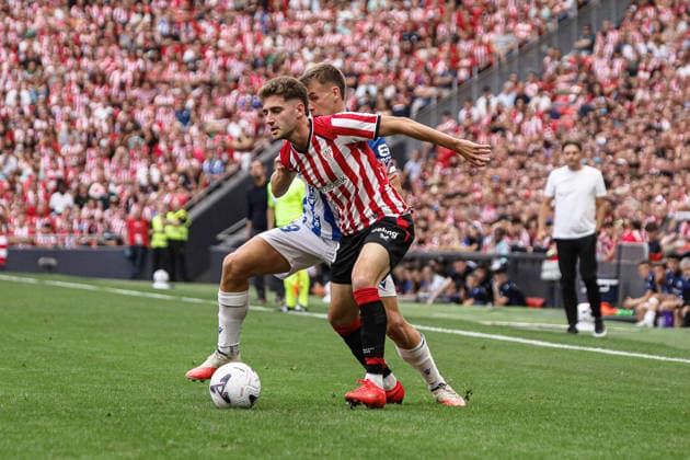 ESP: LaLiga EA Sports Athletic Bilbao v Deportivo Alaves Robert Navarro of Athletic during LaLiga EA Sports between Athletic Bilbao v Deportivo Alaves played at San Mames Stadium in Bilbao, on September 19, 2026 in Spain Spain Futbol Copyright: xAgenciaxLOFx