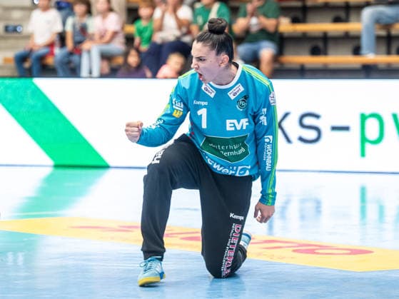 Mikaela Sobrinho Possatti (Frisch Auf Frauen, 01) jubelt lautstark, Frisch Auf Goeppingen vs. HC Leipzig, Handball, 1. Bundesliga, Spielzeit 2026 2027, 19.09.2026 Frisch Auf Goeppingen vs. HC Leipzig, Handball, 1. Bundesliga, Spielzeit 2026 2027, 19.09.2026 Goeppingen Copyright: xMichaelxSchmidt Eibner-Pressefotx EP_MST