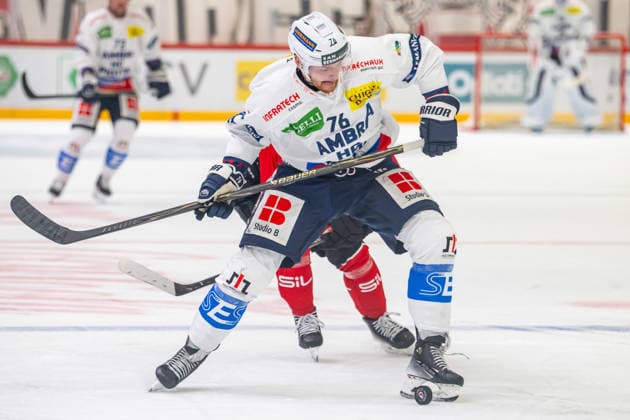 NL: Lausanne HC - HC Ambri-Piotta 19.09.2026, Lausanne, Vaudoise Arena, NL: Lausanne HC - HC Ambri-Piotta. Nathan Schnarr (76, HC Ambri-Piotta) during the 2026-2027 Swiss National League Ice hockey, Eishockey game between Lausanne HC and HC Ambri-Piotta the Saturday 19.09.2026 at the Vaudoise Arena in Lausanne, Switzerland. Lausanne Vaudoise Arena Vaud Switzerland Copyright: xMediafabxPhotographyxFabricexDexGasperisx MEDIAFAB-HOCKEY-LAUSANNE HC-HC AMBRI-PIOTTA-LAUSANNE-19.09.2026-0218