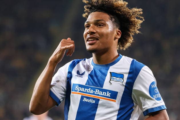 Deutschland: 2. Bundesliga 2026 2027, 7. Spieltag, Dynamo Dresden - Hertha BSC, Rudolf-Harbig-Stadion (Dresden): Tor und Jubel zum vermeintlichen 1:2 durch Oluwaseun Adewumi (Hertha BSC, 19) Copyright: xLucasxWalterx