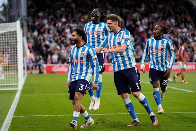 Nottingham Forest FC v Coventry City - Premier League 2026 27 Jay Dasilva of Coventry City celebrates his goal to make it 0-1 during the Premier League match between Nottingham Forest and Coventry City at the City Ground in Nottingham, United Kingdom, on September 19, 2026. Nottingham Nottinghamshire United Kingdom  Copyright: xNewsxImagesx originalFilename:cosgrove-premierl260919_np8zt
