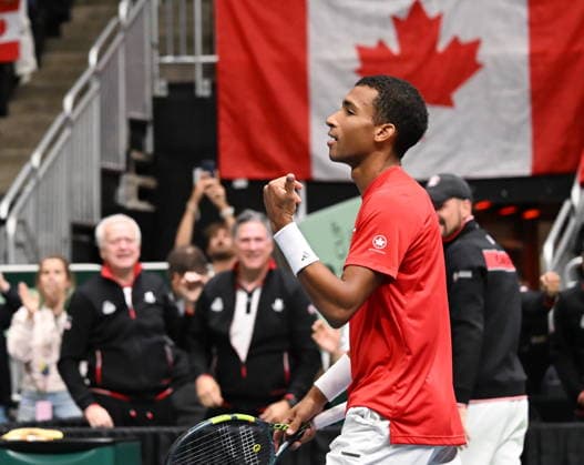 September 19, 2026, Quebec, Pq, Canada: Felix Auger-Aliassime of Canada, celebrates after defeating Arthur Rinderknech of France and winning qualification at the Davis Cup qualifier second round at the Videotron Centre in Quebec City, Saturday, Sept. 19, 2026. Canada News - September 19, 2026  - ZUMAc35_ 20260919_zaf_c35_141 Copyright: xJacquesxBoissinotx