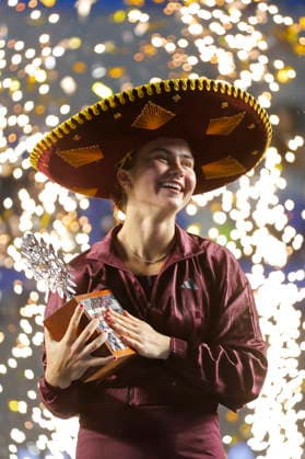 Guadalajara Open tennis tournament Iva Jovic of the USA celebrates with her trophy after defeating Peyton Stearns of the USA during the final of the Guadalajara Open tennis tournament in Guadalajara, Mexico, 19 September 2026. Guadalajara Mexico  Copyright: xFranciscoxGuascox