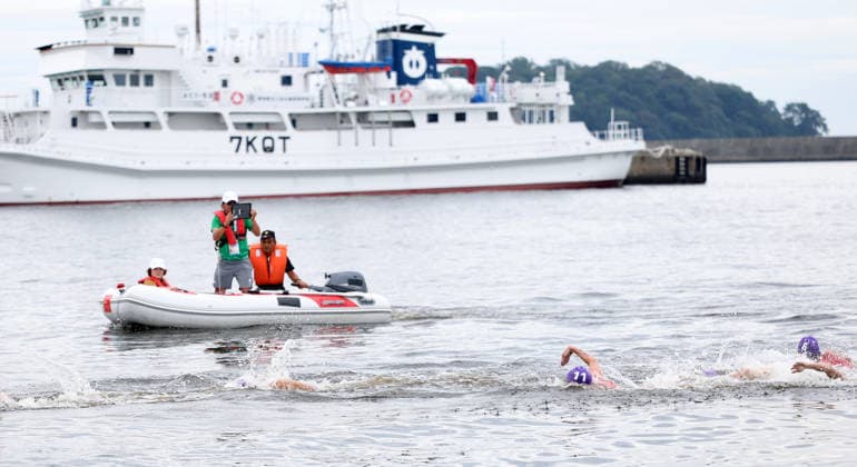 (260920) -- NAGOYA, Sept. 20, 2026 -- Athletes compete during the men s individual triathlon final at the 20th Asian Games Aichi-Nagoya 2026 in Gamagori City of Aichi prefecture, Japan, Sept. 20, 2026. ) (SP)JAPAN-NAGOYA-ASIAN GAMES-TRIATHLON-MEN S DengxHua