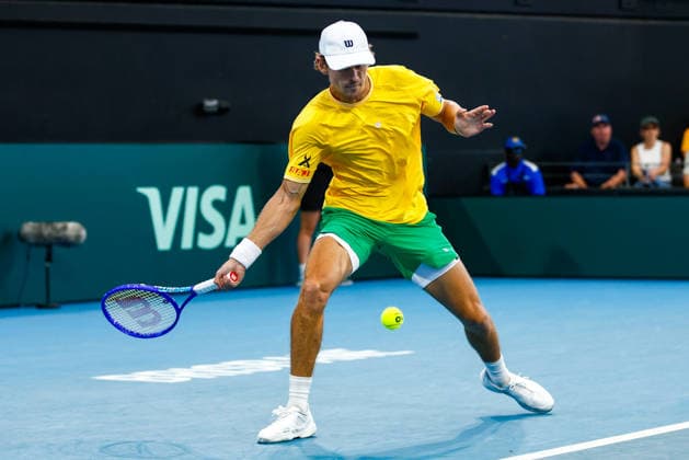 TENNIS DAVIS CUP AUSTRALIA POLAND, Alex de Minaur of Australia plays a forehand during his match against Kamil Majchrzak of Poland during the Davis Cup match between Australia and Poland at Pat Rafter Arena in Brisbane, Sunday, September 20, 2026. ( NO ARCHIVING, EDITORIAL USE ONLY  Copyright: xRUSSELLxFREEMANx 20260920199866554052