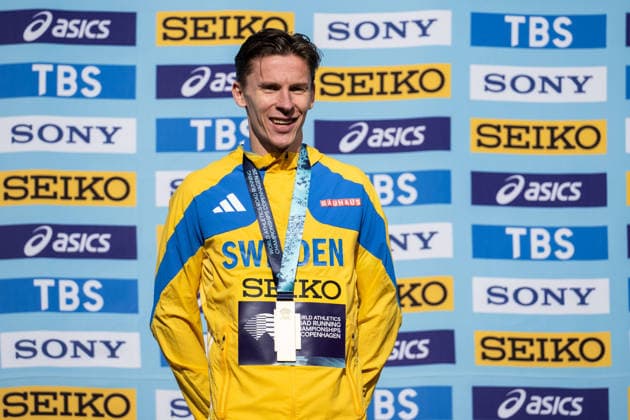 260920 Andreas Almgren of Sweden celebrates on the podium after the Copenhagen Half Marathon in the World Athletics Road Running Championships on September 20, 2026 in Copenhagen. Photo: Mathilda Schuler BILDBYRAN kod MA MA1036 friidrott athletics friidrett world athletics road running championships copenhagen half marathon 2026 bbeng half marathon jubel Copyright: MATHILDAxSCHULER BB260920MA076