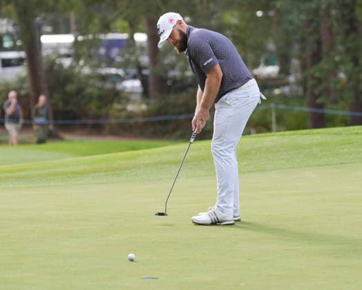 VIRGINIA WATER, ENGLAND - SEPTEMBER 20: Tyrrell Hatton (ENG) putts on the sixth green during Round 4 at the BMW PGA, Golf Herren Championship at Wentworth Golf Club, Virginia Water on September 20, 2026 in Surrey, England The BMW PGA Championship