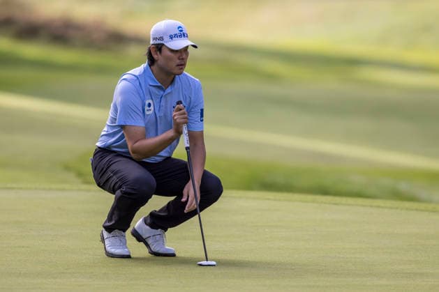Golf - DP World Tour (European Tour) ˜Rolex Series™ - 2026 BMW PGA, Golf Herren Championship - Final Round - West Course, Wentworth Club - Sunday 20th September 2026 Junghwan Lee (KOR) lines up his putt COLORSPORT DANIEL BEARHAM  cspDB_BMWPGA_R4_200926_