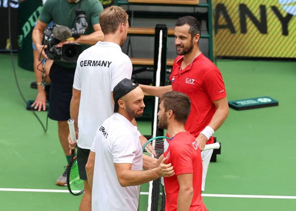 L-R.Team Germany, Kevin Krawietz, Tim Puetz, Team Croatia Nikola Mektic, Mate Pavic, Herren Doppel, Men s Doubles, Davis Cup Germany vs. Croatia, Heristo Arena, Halle Westf., Germany Tennis - Davis Cup 20026 - - Heristo Arena - Halle West - Northrhine Westphalia - Germany - 20 September 2026. Copyright: xJuergenxHasenkopfx