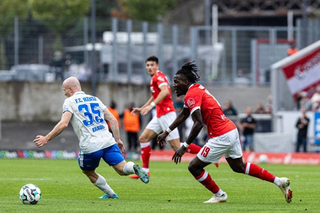 3.Liga 7. Spieltag: Rot-Weiss Essen - Hansa Rostock; 20.09.2026 Franci Bouebari (Rot-Weiss Essen, 19)+ 3.Liga 7. Spieltag: Rot-Weiss Essen - Hansa Rostock; Stadion an der Hafenstraße, Essen; 20.09.2026 DFL regulations prohibit any use of photographs as image sequences and or quasi video. Copyright: xBEAUTIFULxSPORTS Buriakovx