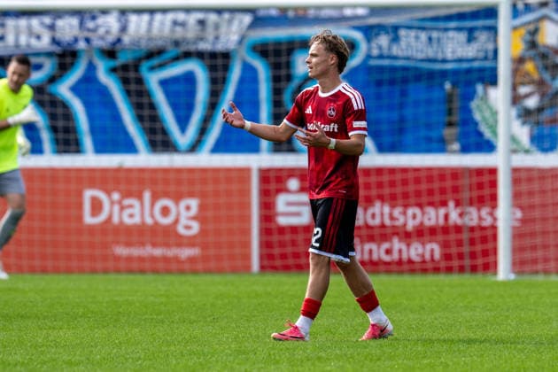 Fußball - Herren - Regionalliga Bayern - Saison 2026 2027 - 10. Spieltag - 20.09.2026 - TSV 1860 Muenchen - 1. FC Nuernberg II Luca Horst von 1. FC Nürnberg II reagiert auf das Geschehen ist enttäuscht Muenchen Stadion a.d. Gruenwalder Strasse Bavaria Deutschland