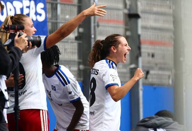 20.09.2026, xcex, GER, Hamburg, Volksparkstadion, Frauenfussball, 1. Bundesliga, DIE LIGA, Google Pixel Frauen-Bundesliga Saison 2026 2027, Spieltag 5, HSV, FCN, Hamburger SV - 1. FC Nuernberg, Torjubel Pauline Machtens (HSV), Jubel, Freude, Emotionen, goal celebration DFL regulations prohibit any use of photographs as image sequences and or quasi-video