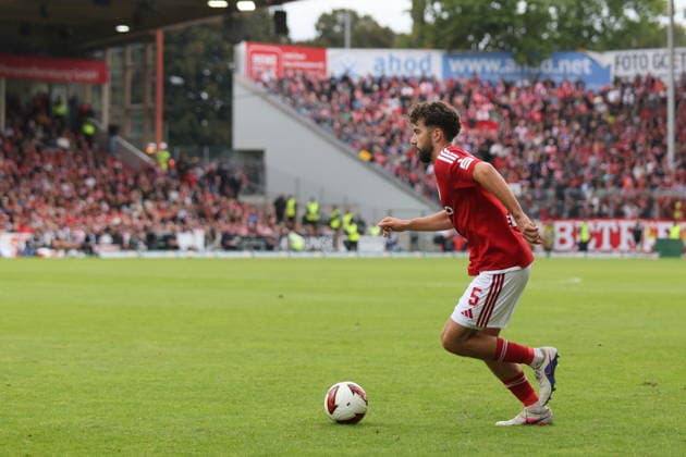 5 Dominik Pelivan (Energie Cottbus) Fussball 2. Bundesliga 2026 2027 FC Energie Cottbus - FC St. Pauli