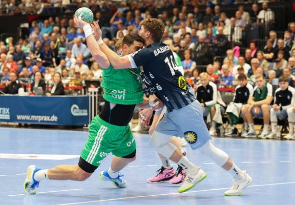 v.l. Mihajlo Marsenic (Füchse Berlin 93), Gerdas Babarskas (Bergischer HC 14) GER, Bergischer HC vs. Fuechse Berlin, Handball, Opel Handball-Bundesliga, 5. Spieltag, Spielzeit 2026 2027, 20.09.2026 GER, Bergischer HC vs. Fuechse Berlin, Handball, Opel Handball-Bundesliga, 5. Spieltag, Spielzeit 2026 2027, 20.09.2026 Duesseldorf Copyright: xEibner-Pressefoto ThomasxStoeckex EP_TSR