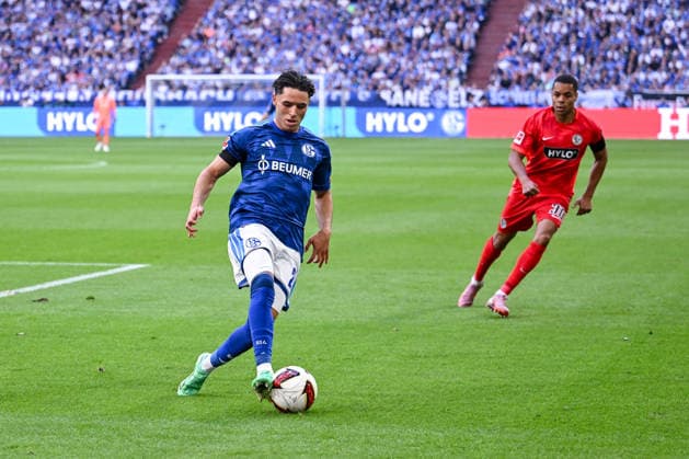 20.09.2026, Fussball, Saison 2026 2027, Bundesliga, FC Schalke 04 - SV Elversberg, Soufiane El-Faouzi (FC Schalke 04) xRHR-FOTO YYx Copyright: KROEGER RHR-FOTOx RHR-FOTO YY