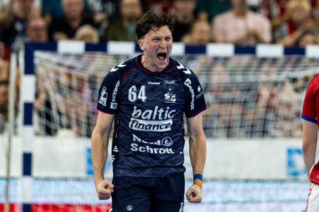Opel HBL: SG Flensburg-Handewitt vs Handball Club Hamburg; 20.09.26 Jubel Torjubel bei Lasse Kjaer Moller (Nr.64, SG Flensburg-Handewitt) Opel HBL: SG Flensburg-Handewitt vs Handball Club Hamburg, GGW Arena am 20.09.26 Copyright: xBEAUTIFULxSPORTS MarioxM.xKobergx