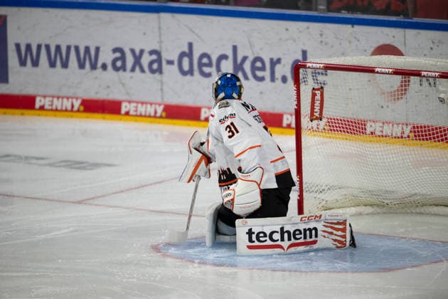 PENNY DEL 1; Kölner Haie - Löwen Frankfurt; Köln, 20.09.2026 Adam Scheel (Löwen Frankfurt, Torwart, 31); PENNY DEL 1; Kölner Haie - Löwen Frankfurt am 20.09.2026 in der Lanxessarena in Köln (Deutschland). Copyright: xBEAUTIFULxSPORTS AndreasxDickx