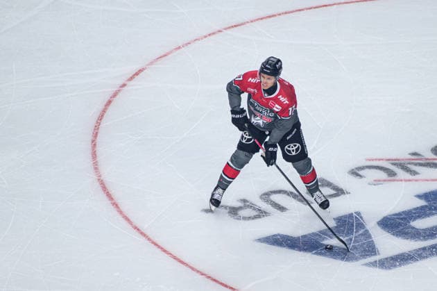 COLOGNE, GERMANY - 20 SEPTEMBER, 2026: Ryan MacInnis - The PENNY DEL Ice hockey, Eishockey match Koelner Haie vs. Loewen Frankfurt at LANXESS arena.  Copyright: xVitaliixKliuievx