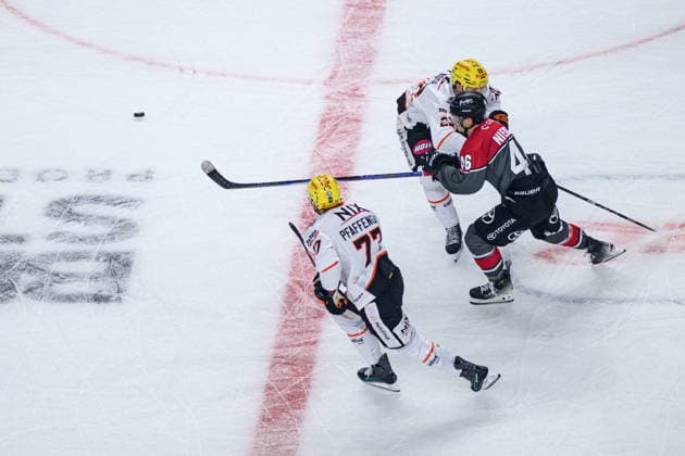 COLOGNE, GERMANY - 20 SEPTEMBER, 2026: - The PENNY DEL Ice hockey, Eishockey match Koelner Haie vs. Loewen Frankfurt at LANXESS arena.  Copyright: xVitaliixKliuievx